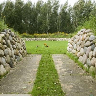 Stengærde ved Herstedvester Kirke